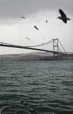 Moğolistanlı sevgililer Boğaz'da boğuldu