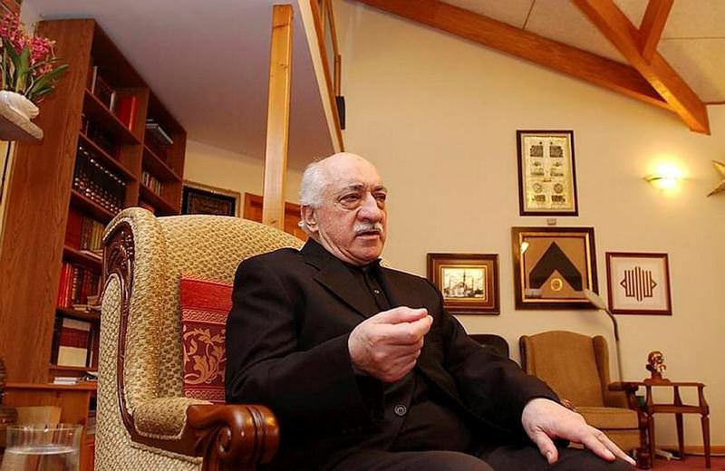 Gülen uçağın sahibi çorbacı çıktı