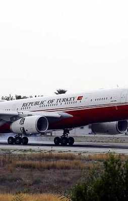 Erdoğan'ın uçağından Houston molası