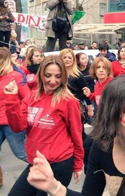 CHP'li Nazlıaka Özgecan için dans etti