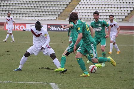 Elazığspor fırsat tepti