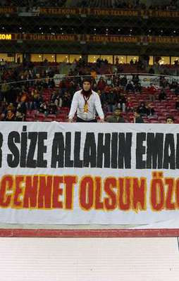 G.Saray'dan Özgecan için duyarlı davranış!