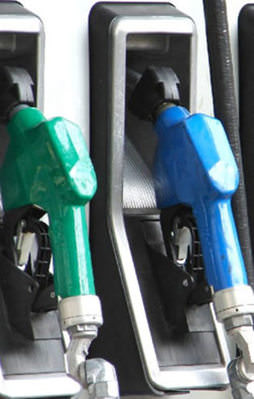 Benzine zam geldi