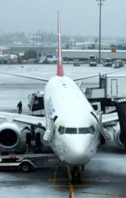 Uçak seferleri iptal