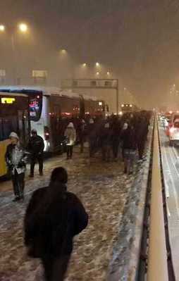 İstanbul'da yoğun kar yağışı!