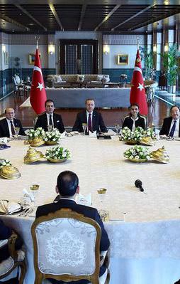 Erdoğan akademisyenlerle buluştu