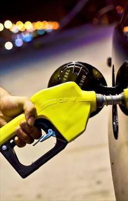 Akaryakıtta tavan fiyat başladı