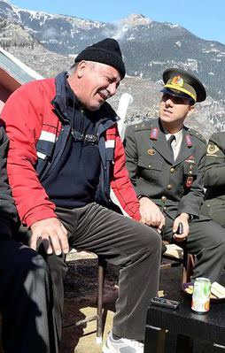 Oğlunun nasıl şehit olduğunu anlattı