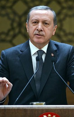 Kimlerle yan yana olduklarına baksınlar