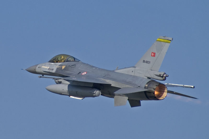 F-16'lar sınıra gönderildi