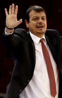 Ataman "tokat" için özür diledi