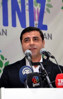 "PKK'ya silah bıraktıracak olan HDP'dir!"