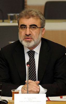 Bakan Yıldız: Kandil'de petrol arayacağız