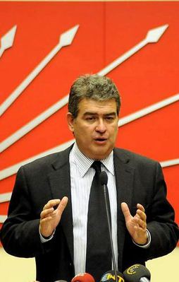 CHP'li Batum partisini yerden yere vurdu