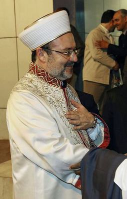 Görmez: Şiddet cihat değildir