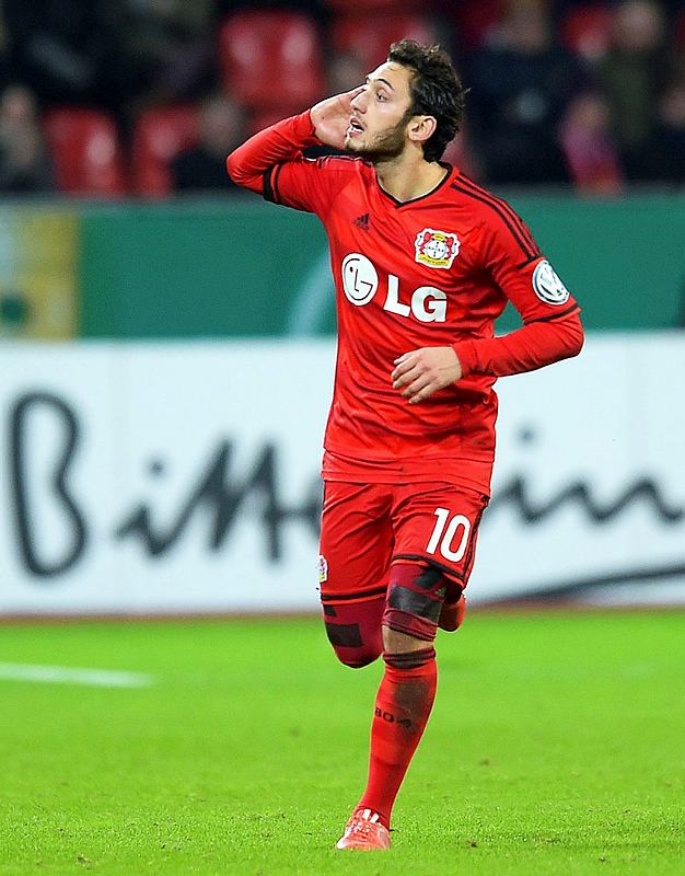 Dünya devine transfer oluyor