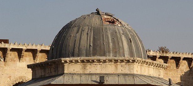 IŞİD Osmanlı camisini havaya uçurdu