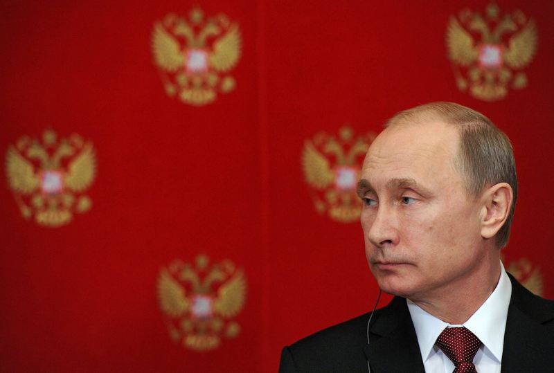 Putin'den maaşlara tırpan