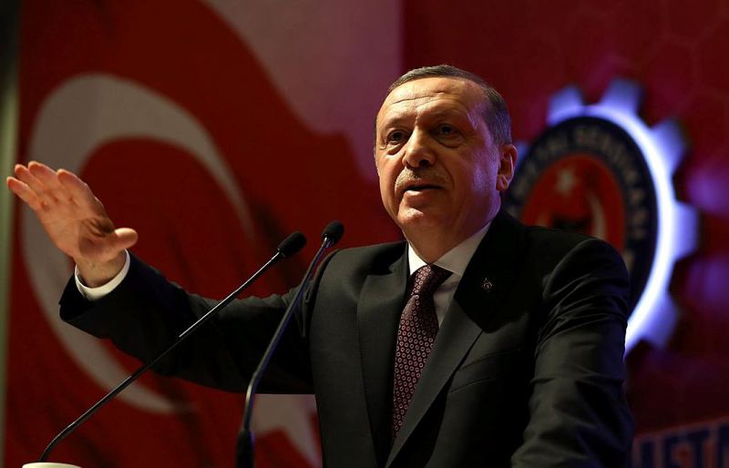 'Dolar zenginleri üretmek istiyorlar'