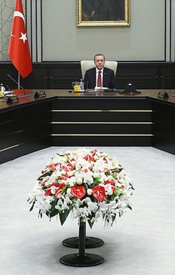 Saray'da 2. Bakanlar Kurulu toplantısı
