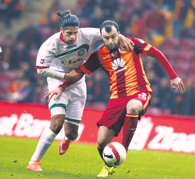 Goran Pandev'in opsiyonu bitti