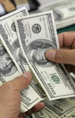 Saray'daki zirve doların ateşini düşürdü