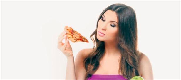 Ne bal ne pekmez bebeğe fayda etmez