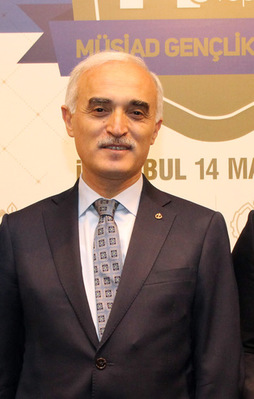 MÜSİAD'da görev teslimi
