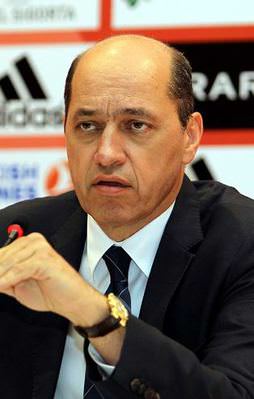 Turgay Demirel görevi bırakıyor!