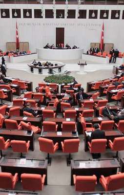 63 madde tasarıdan çıkartıldı