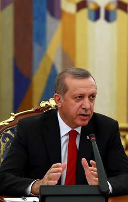 "Esed oradayken Suriye refaha ermez"