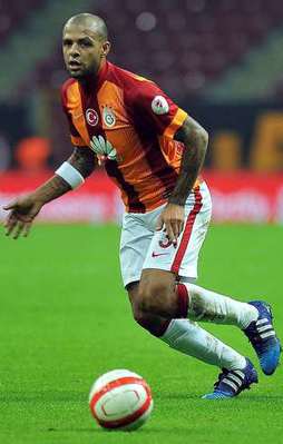 Felipe Melo dönüyor!