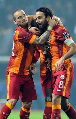 Aslan'dan müthiş geri dönüş!