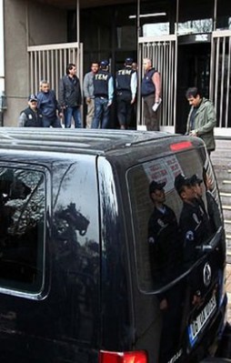 KPSS operasyonu: 61 kişi gözaltında