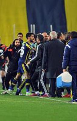 BJK TV Emre'nin o görüntülerini yayınladı
