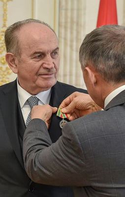 Tataristan'da Kadir Topbaş'a "devlet madalyası"