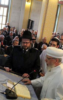 Sinagog açılışında Erdoğan için dua ettiler