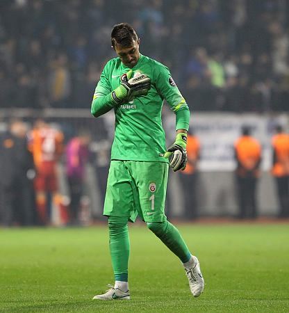 Fernando Muslera için transfer izni yok