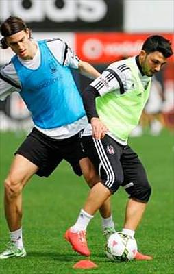 Beşiktaş-G.Saray derbisinde düğüm çözülecek!