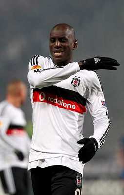 "Demba Ba etrafındaki herkesi aşağıladı"