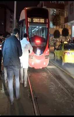 Suriyeli çocuk tramvayın altında can verdi