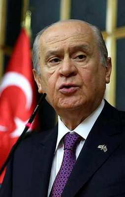 MHP ittifaka kapıları kapattı