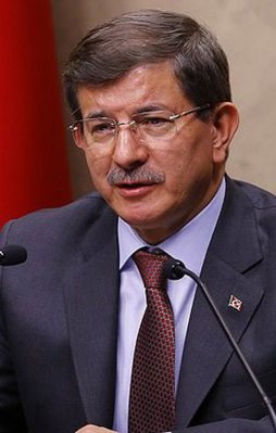 Davutoğlu'ndan elektrik kesintisi açıklaması