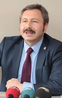 İdris Bal istifa etti!