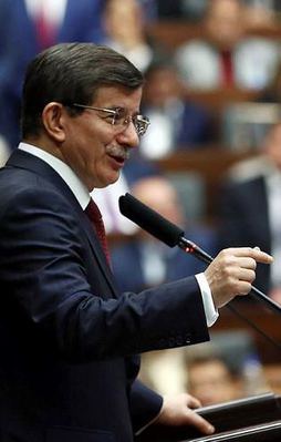 Başbakan Davutoğlu: Türk yargısına saldırı!