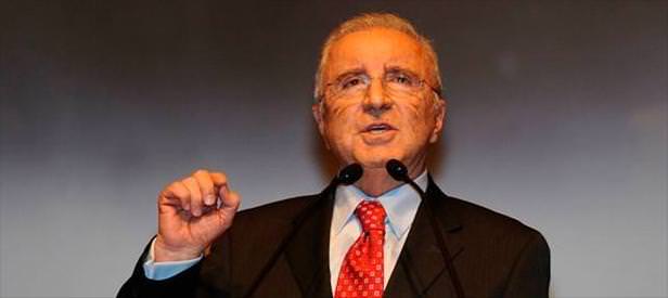 Ünal Aysal geri dönüyor!