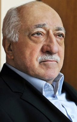 Fethullah Gülen herkesi jurnallemiş