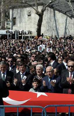 Şehit Savcı Kiraz son yolculuğuna uğurlandı