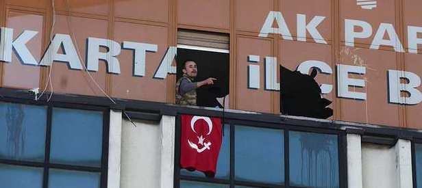 AK Parti binasına silahlı baskın