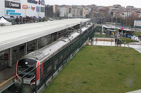 Marmaray'da sefer aralığı 5 dakikaya düşüyor